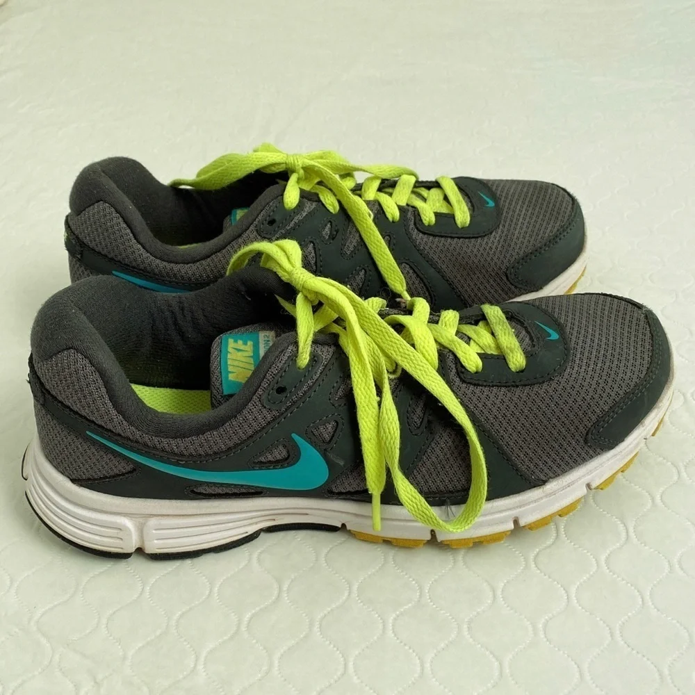 Nike women’s revolution